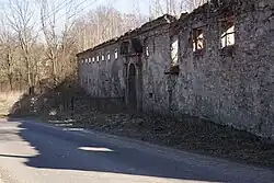 Nová Ves, torzo zemědělského dvora, od roku 1949 JZD Nová Ves, od šedesátých let Státní statek Liberec[35]