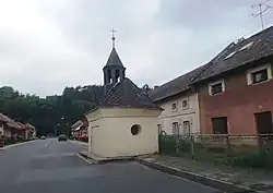 Kaple na hlavní ulici
