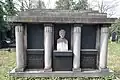 Hrobka rodiny podnikatele Rudolfa Koblera (1859–1924) s bustou jeho syna Františka Jaroslava (1892–1915) padlého v první světové válce
