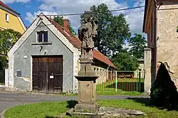 Nový Kostel socha sv. Jana Nepomuckého (1).jpg