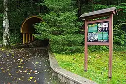 Rozcestník u Jeskyně Na Pomezí