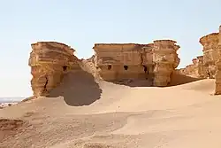 Skalní hrobky Nuweimisa