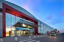 Vstup do obchodního centra