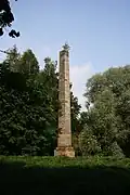 Obelisk - Komín