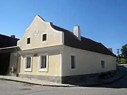 Obytná stavba čp. 18 (Besednice).JPG