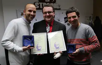 Lukáš Záhoř, Dušan Majer a Martin Krušina (zleva) s oceněním Akademie věd ČR za popularizaci vědy