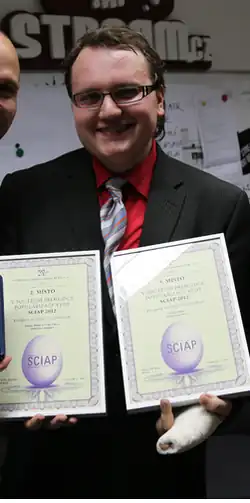 Dušan Majer s oceněním za popularizaci vědy