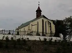 Filiální kostel sv. Filipa a Jakuba v přifařeném Oldřichově.