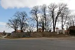 Old cemetery in Smečno (2345).jpg
