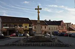 Olešnice(okrBlansko)-kříž-na-náměstí2013.jpg