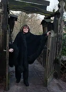 June Newtonová (2008)