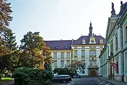 Palác po přestavbě kardinála Bauera