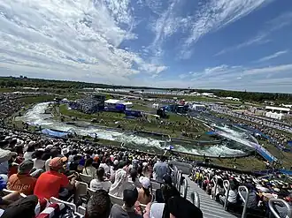 Stadion Île-de-France během slalomářských soutěží