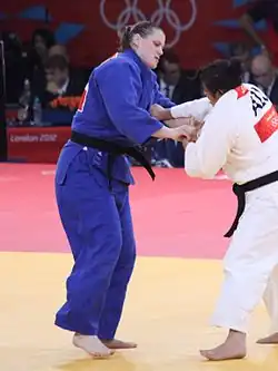 Karina Bryantová v modrém na LOH 2012