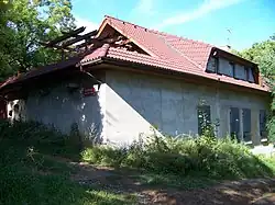 Hlavní budova (po přestavbě); stav k 2011