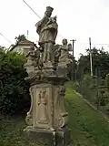 Opatov,_sousoší_svatéhoJana_Nepomuckého.jpg