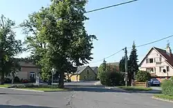 Praskovo náměstí v Milostovicích