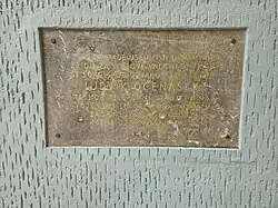 Památník na budově Litevské ambasády (Praha)