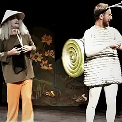 Žvanivý Slimejš v inscenaci Divadla Josefa Kajetána Tyla (foceno v roce 2019)