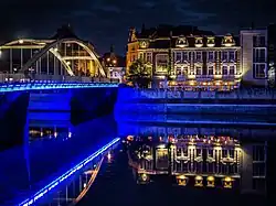 kanál Ulgi a Most Piastowski v noci