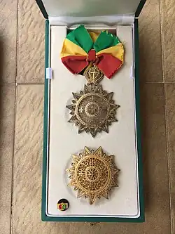 Insignie řádu ve třídě velkokříže