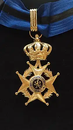 Insignie řádu ve třídě komtura