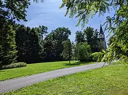 Orlová - zámecký park (srpen 2021) (2).jpg