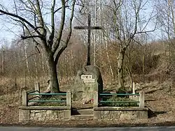 Osek-Denkmal-NelsonIII.jpg