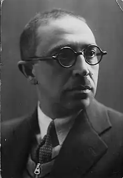 Osip Brik (1928)