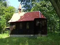 Ostrůvek u Lesné - kaple.jpg