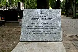Hrob generála Ottokara Brzozy-Brzeziny na vojenském hřbitově Powązki ve Varšavě