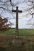 Overview_2_of_wayside_cross_of_Josef_Králík_near_Pálovice,_Třebíč_District.jpg