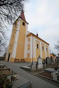 Overview of Church of Saint Bartholomew in Koněšín, Třebíč District.JPG