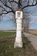 Overview_of_column_shrines_in_Kostníky,_Třebíč_District.jpg