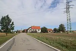 Pohled na domy v osadě Ve Vilách