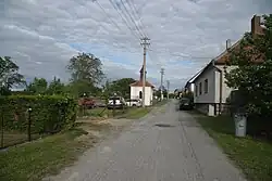 Mihoukovická cesta a kaplička