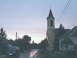 Hlavní ulice v Pápadereske