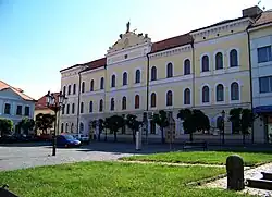 nová budova MěK před rekonstrukcí