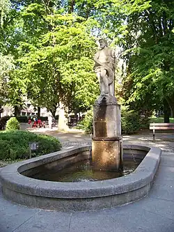 Písek, Palackého sady, Neptunova fontána.jpg