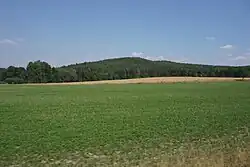 Vrchy Homole a Pískový vrch od západu