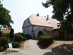 Předhradí (CR), fara.JPG