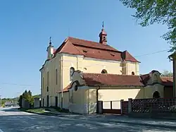 Kostel na Podsrpu s farou