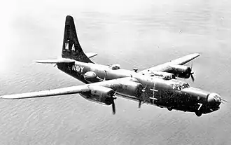 PB4Y-2 z letky VP-23 amerického námořnictva za letu