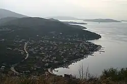 Pohled na Poljicu z nedalekého kopce