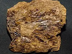 Ukázka vesuviánu - egeranu z Hazova