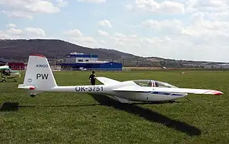 PW-6 na letišti v Mladé Boleslavi