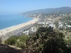 Pacific Palisades směrem k Malibu