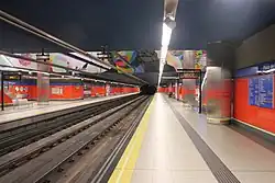 Nástupiště stanice metra