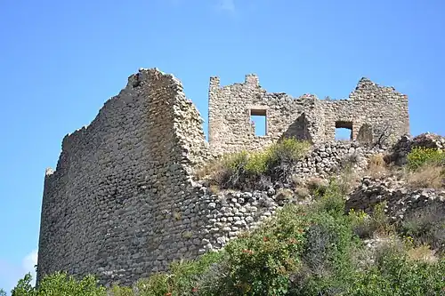 pohled na zříceninu hradu Padern