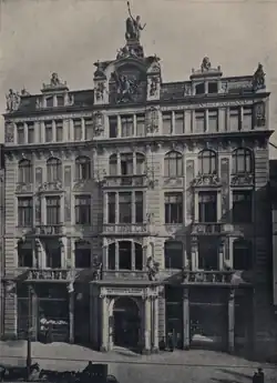 Palác Živnostenské banky na fotografii z roku 1905 (časopis Architektonický obzor)